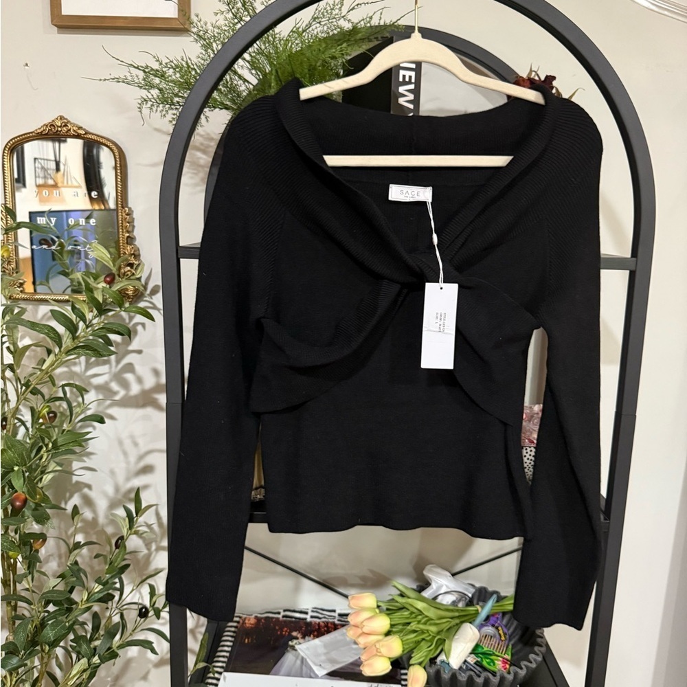 Sage the label Black Women's Sweater size large